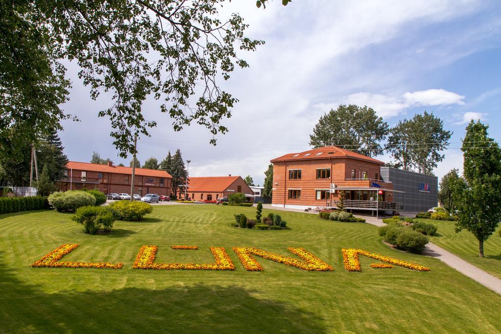 Luna Hotel Marijampole Exterior photo